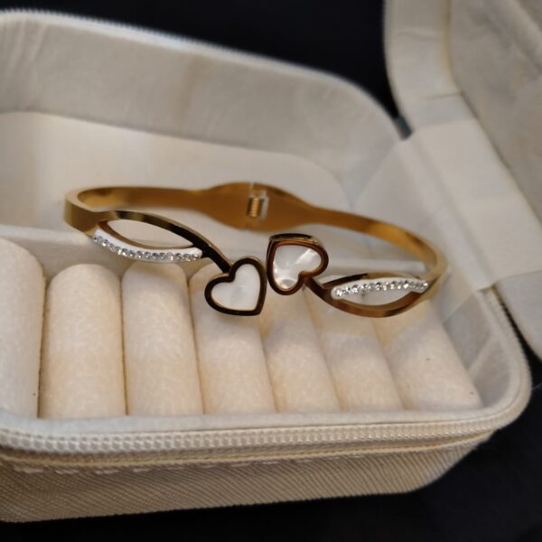 Dual Heart Enamel Handcuff